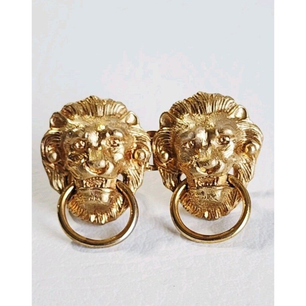 Vintage 1974 Gold Tone Lion Head Door Knocker Belt Buckle
